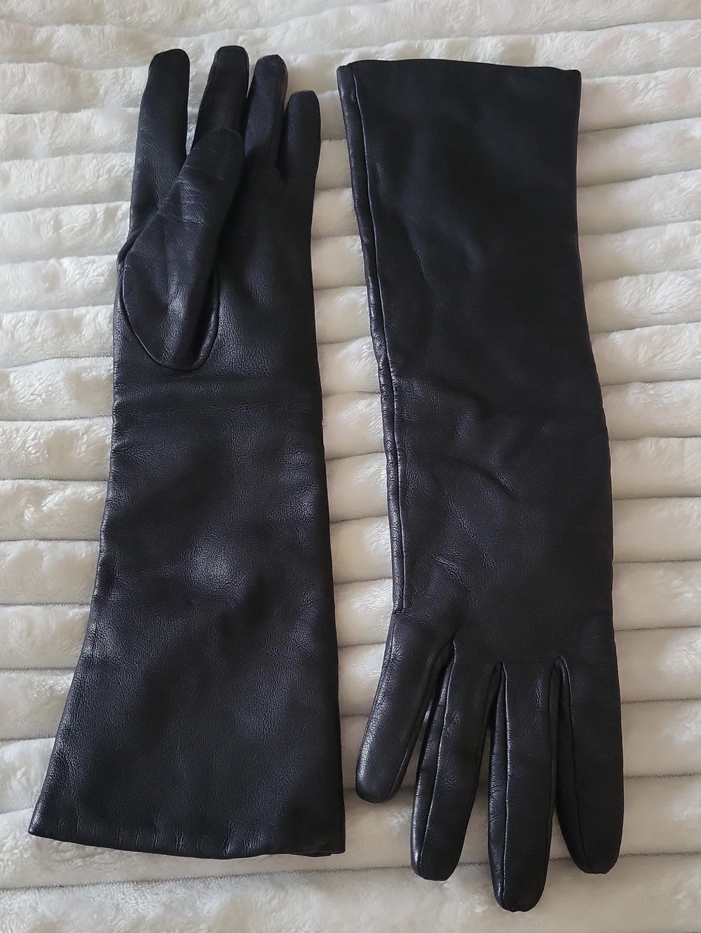Neiman Marcus Ultra Rare Vintage Long Wool Lining Kidskin Black Leather Gloves